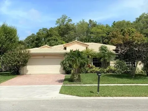 118 Chestnut Circle Royal Palm Beach FL 33411