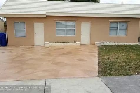 5713 SW 40th Street West Park FL 33023