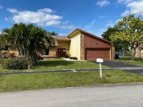 5421 NW 84th Avenue Lauderhill FL 33351