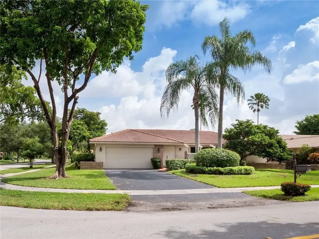 9441 NW 13th Street Plantation FL 33322