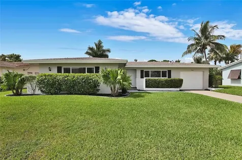 942 SW 4th Street Boca Raton FL 33486