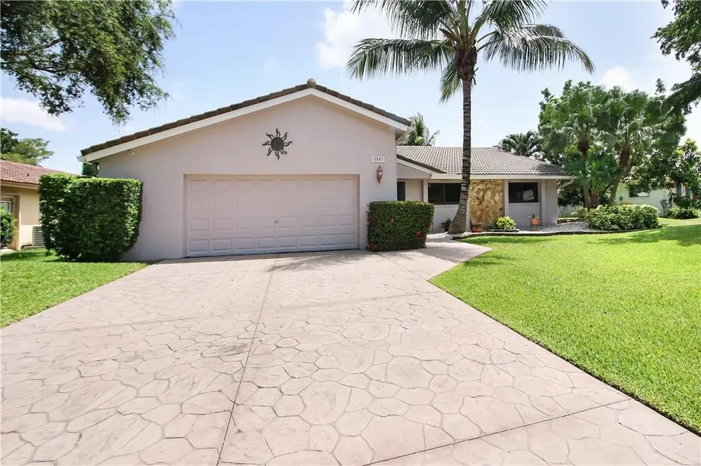 8543 NW 7th Street Coral Springs FL 33071