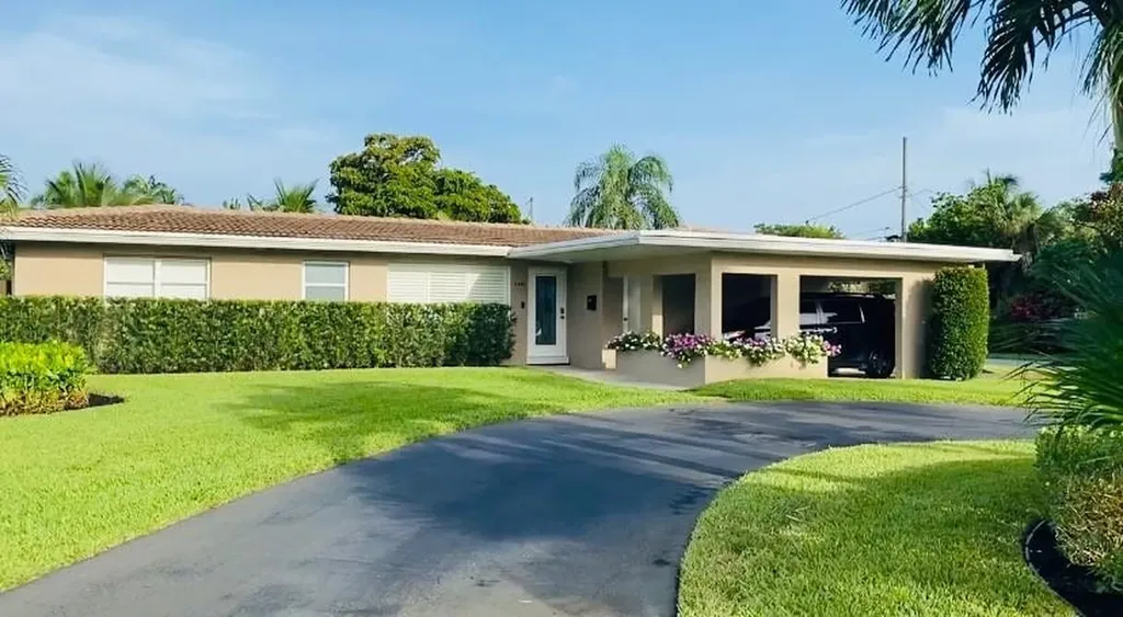 3481 NE 18th Avenue Oakland Park FL 33306