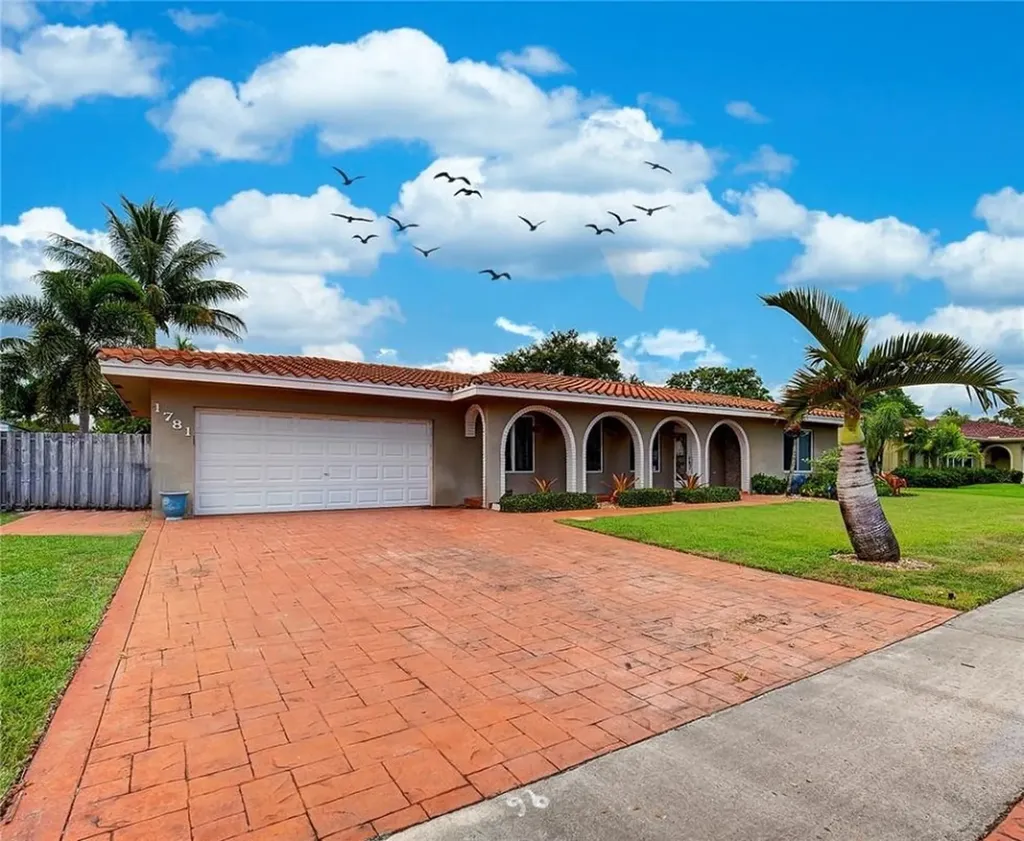 1781 SW 67th Avenue Plantation FL 33317