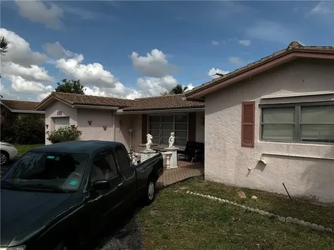 1155 SW 27th Place Boynton Beach FL 33426