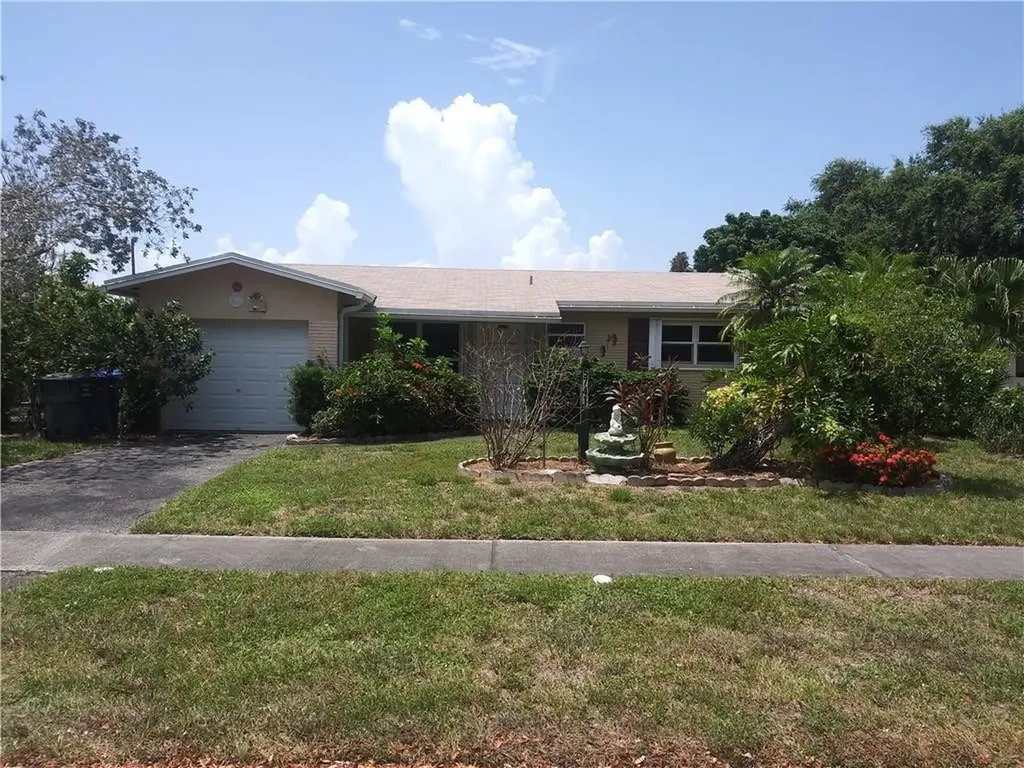 5741 Harding Street Hollywood FL 33021
