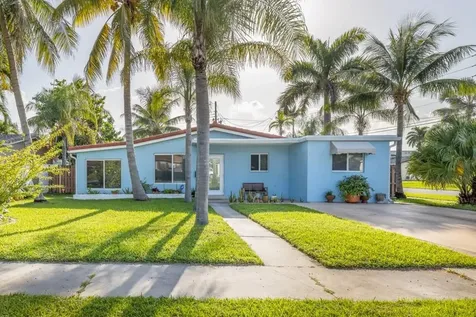 1124 N 13th Terrace Hollywood FL 33019
