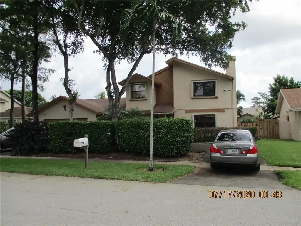 7079 NW 49th Street Lauderhill FL 33319