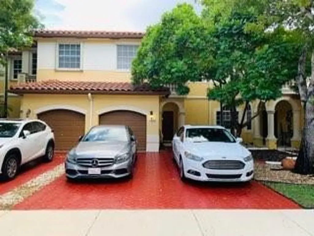4948 SW 136th Avenue Miramar FL 33027