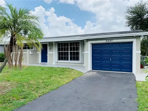 2581 NW 84th Way Sunrise FL 33322