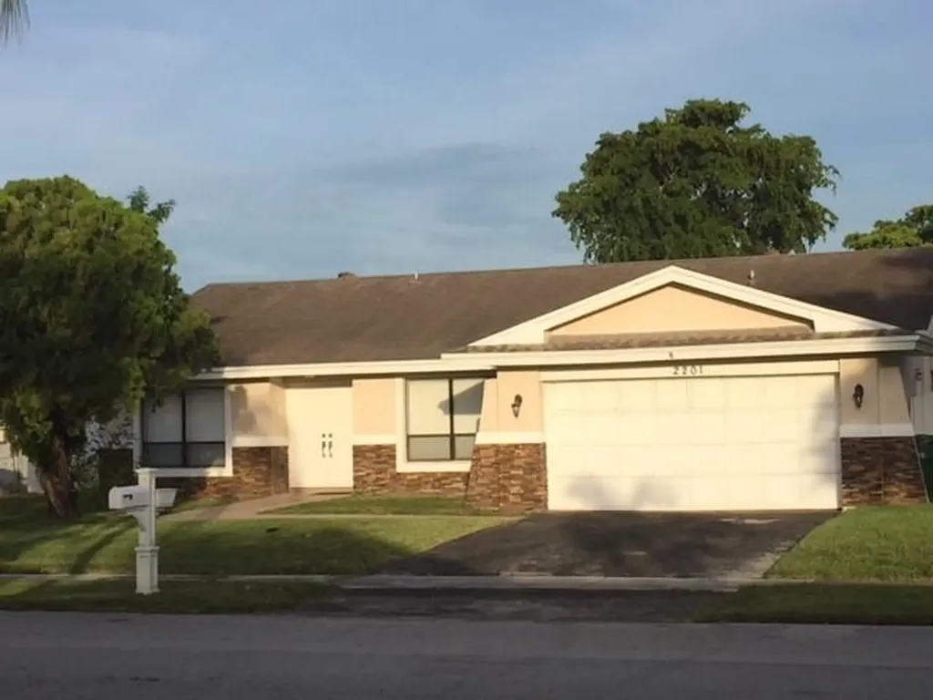 2201 NW 69th Terrace Margate FL 33063