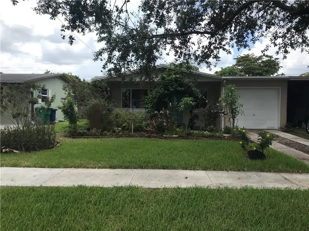 4963 SW 92nd Terrace Cooper City FL 33328