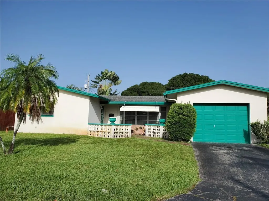 4471 NW 19th Avenue Oakland Park FL 33309