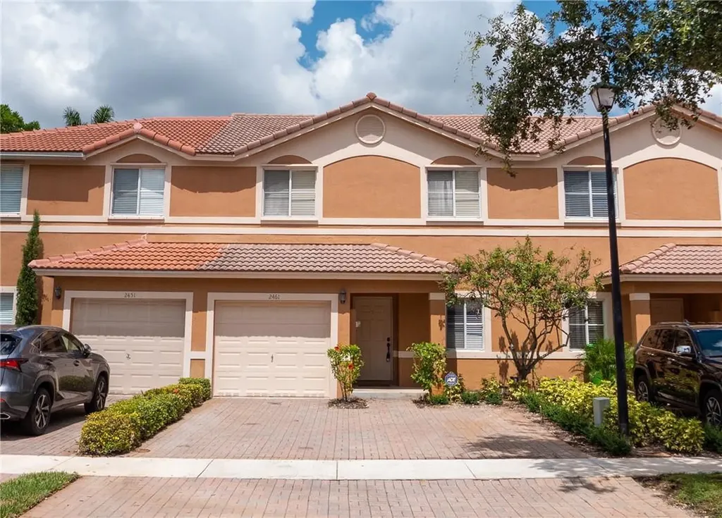 2461 NW 98th Lane Sunrise FL 33322