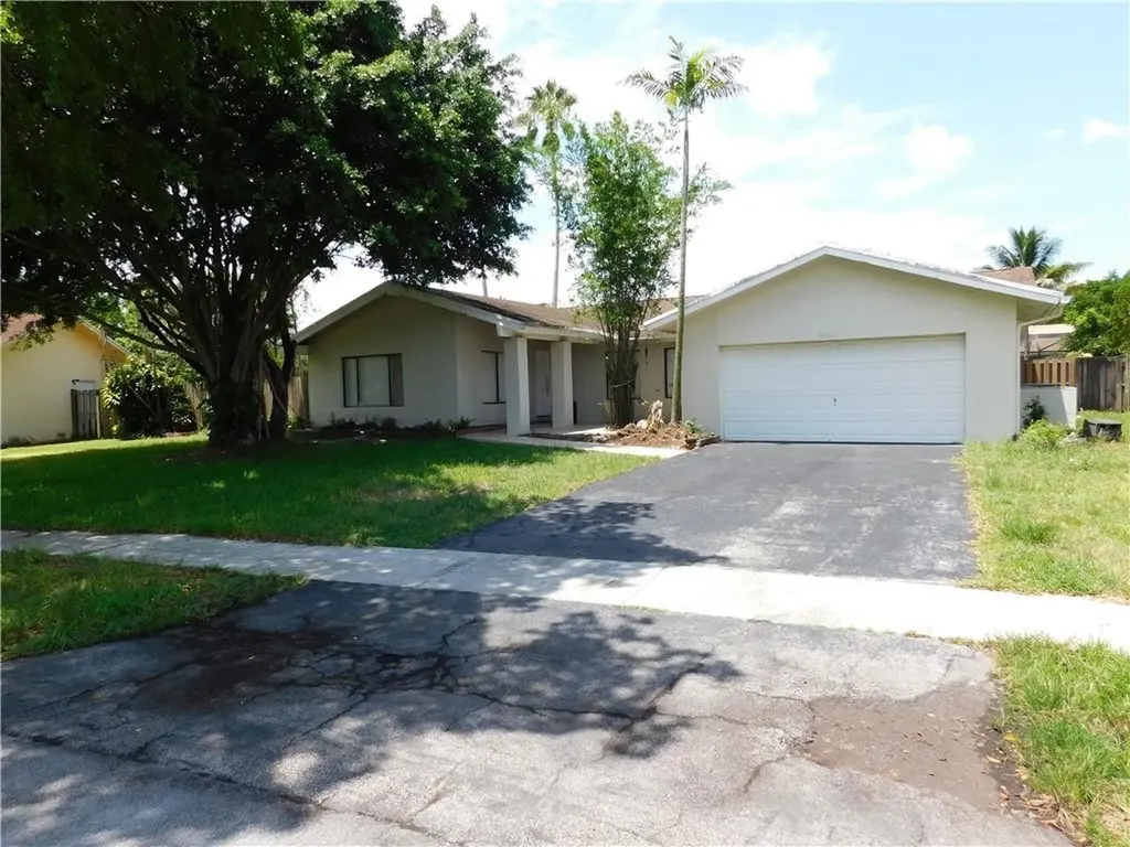 9140 NW 15th Street Plantation FL 33322