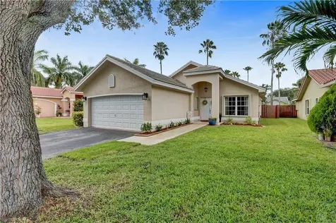 12530 SW 7th Place Davie FL 33325