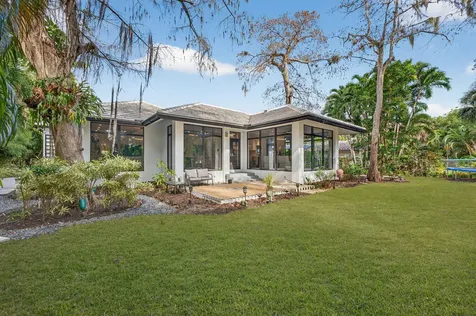 360 NW 33rd Street Oakland Park FL 33309