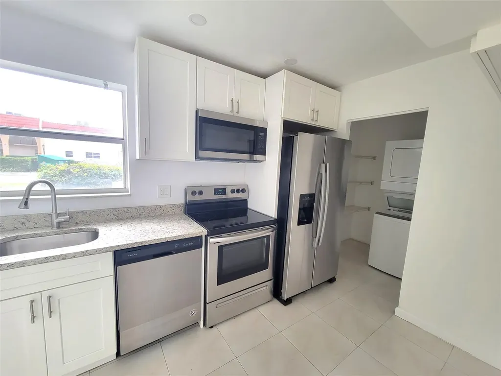 497 Lake Dora Drive West Palm Beach FL 33411