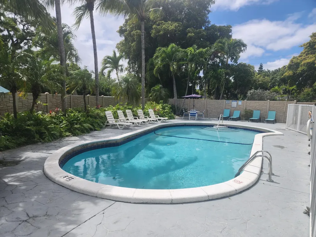 1125 NE 16th Place Fort Lauderdale FL 33305