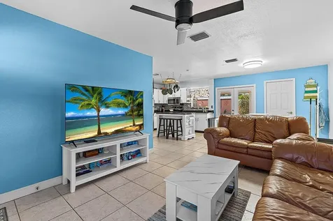 1085 24th Place Vero Beach FL 32962