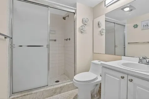 830 S Hollybrook Drive Pembroke Pines FL 33025
