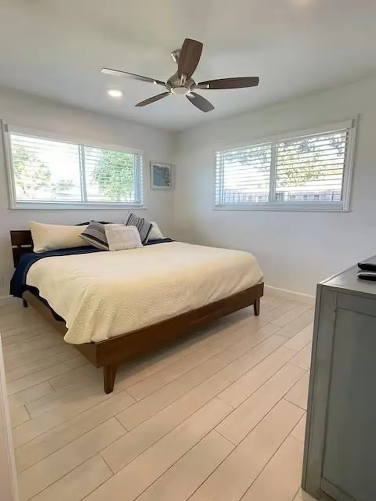 1580 SE 5th Street Deerfield Beach FL 33441