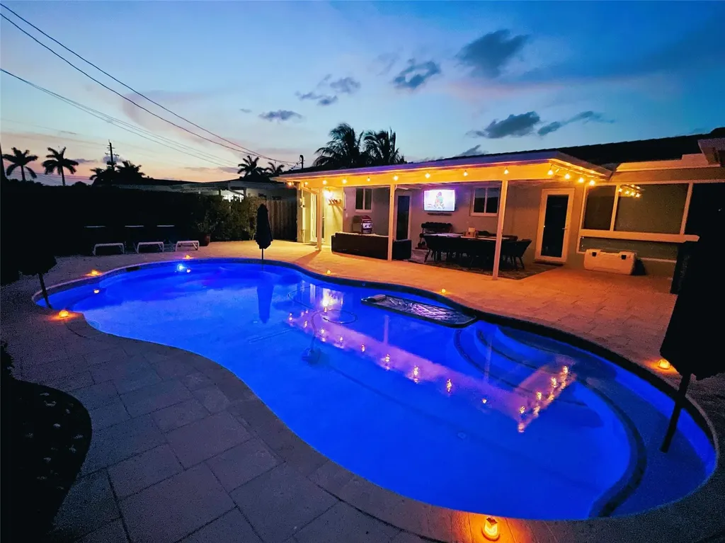1580 SE 5th Street Deerfield Beach FL 33441