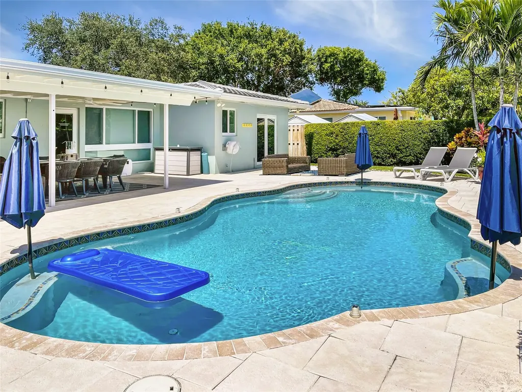 1580 SE 5th Street Deerfield Beach FL 33441