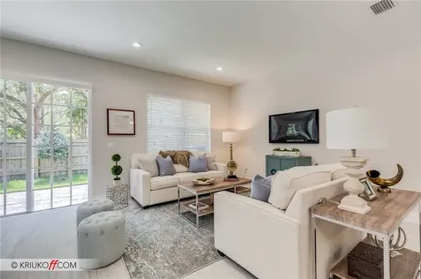 637 SW 12 Avenue Fort Lauderdale FL 33312