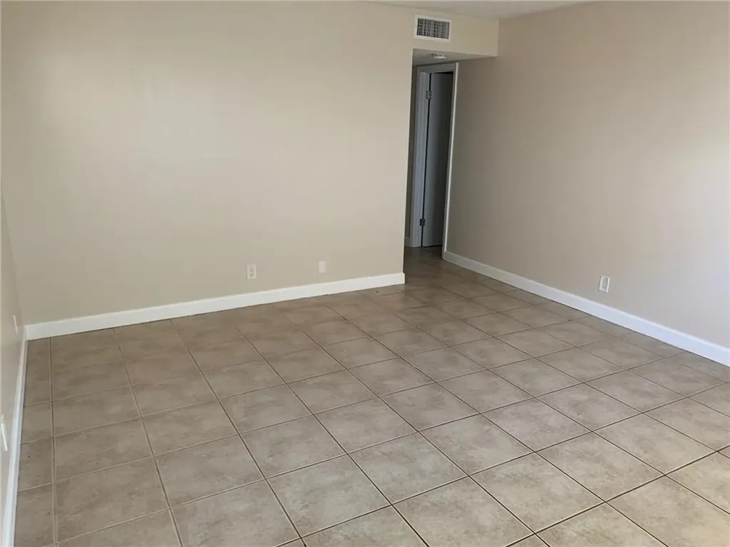 206 SW 1st Street Pompano Beach FL 33060