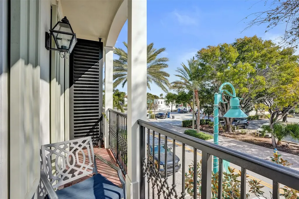 381 E Cannery Row Circle Delray Beach FL 33444