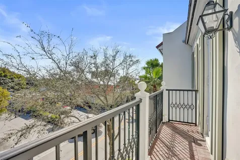 381 E Cannery Row Circle Delray Beach FL 33444