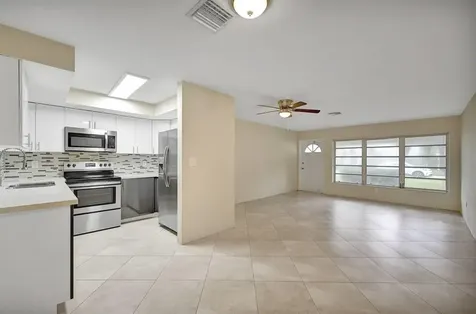 916 NE 18th Street Fort Lauderdale FL 33305