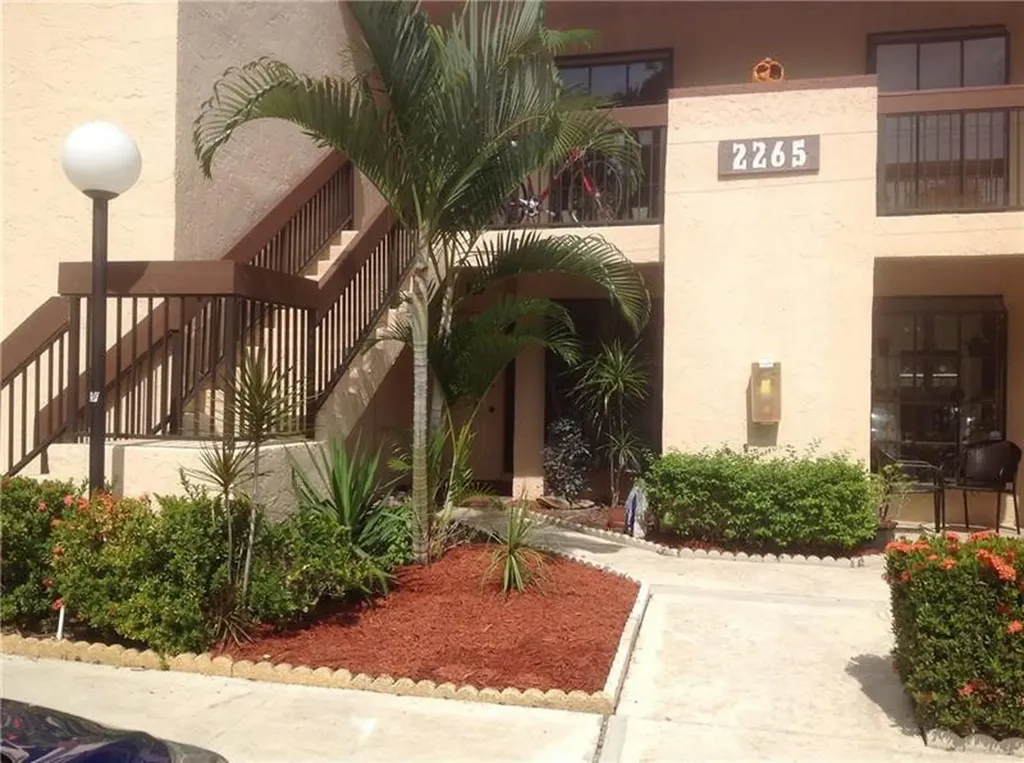 2265 SW 15th Street Deerfield Beach FL 33442