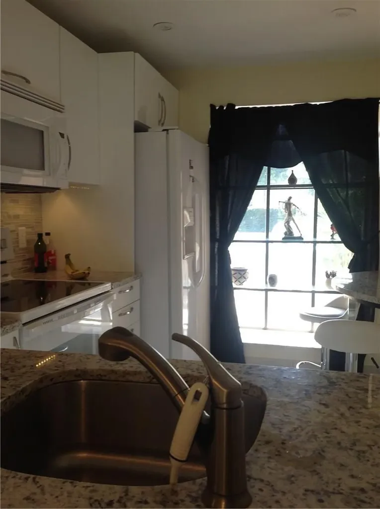 2265 SW 15th Street Deerfield Beach FL 33442