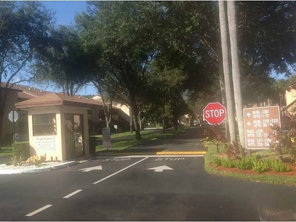 2265 SW 15th Street Deerfield Beach FL 33442