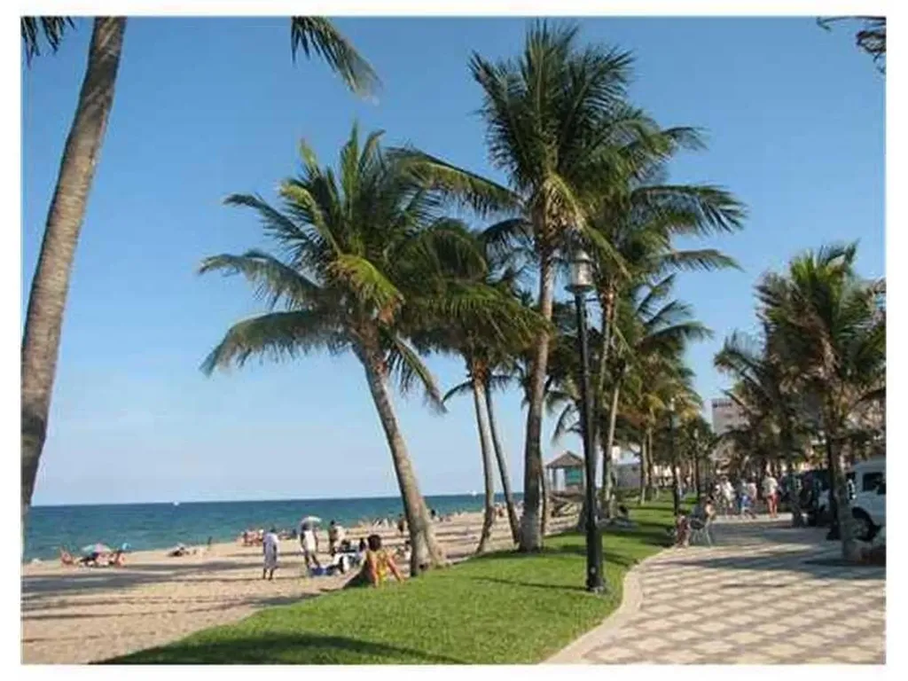 2265 SW 15th Street Deerfield Beach FL 33442