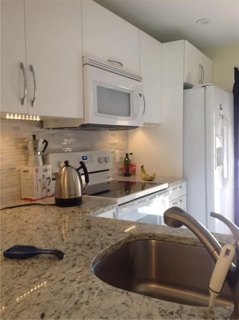 2265 SW 15th Street Deerfield Beach FL 33442