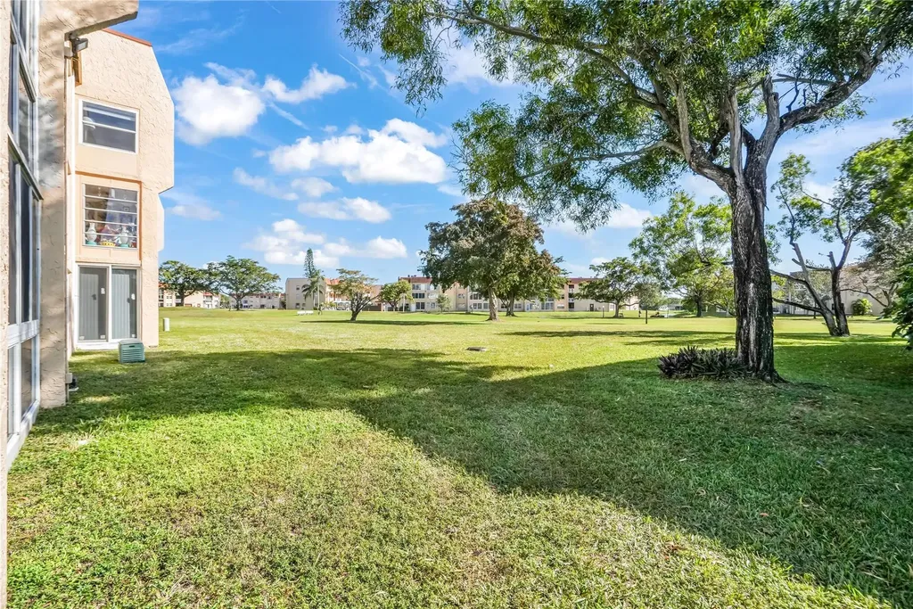 9300 Sunrise Lakes Boulevard Sunrise FL 33322