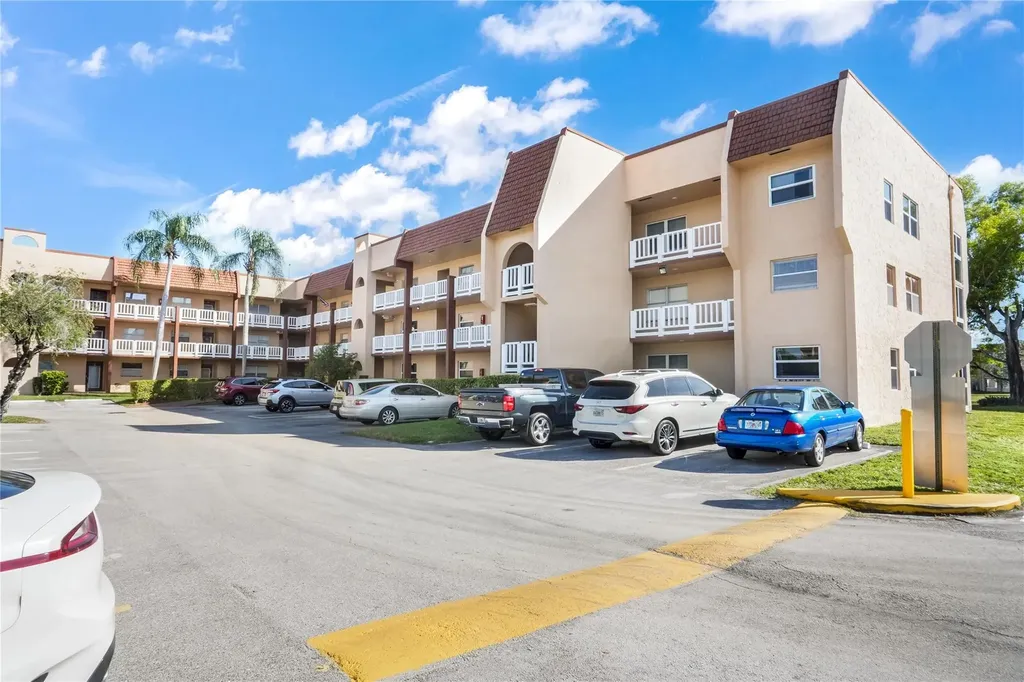 9300 Sunrise Lakes Boulevard Sunrise FL 33322