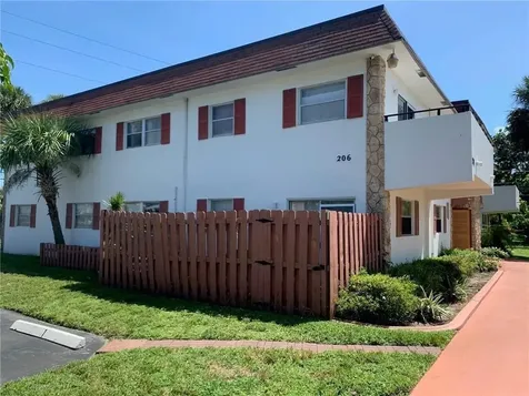 206 SW 1st Street Pompano Beach FL 33060