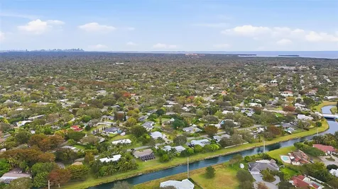 16921 SW 92nd Court Palmetto Bay FL 33157