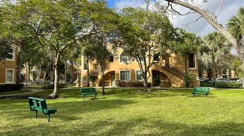 7950 N Nob Hill Road Tamarac FL 33321