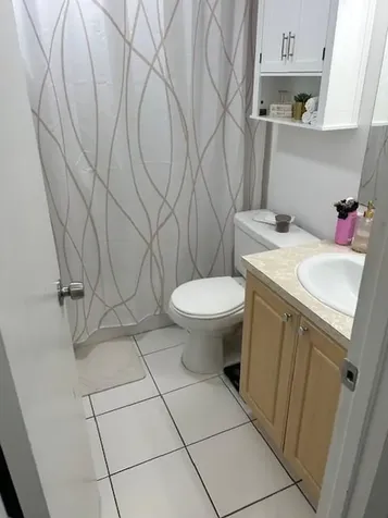 405 S Pine Island Road Fort Lauderdale FL 33324