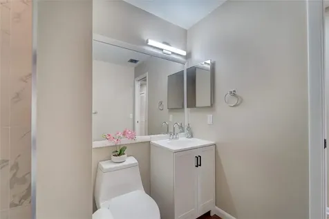 7004 Golf Pointe Circle Tamarac FL 33321