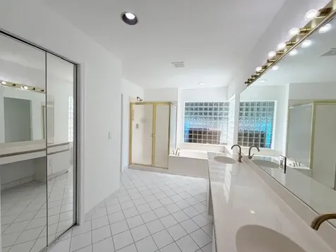 4853 NW 66th Avenue Lauderhill FL 33319