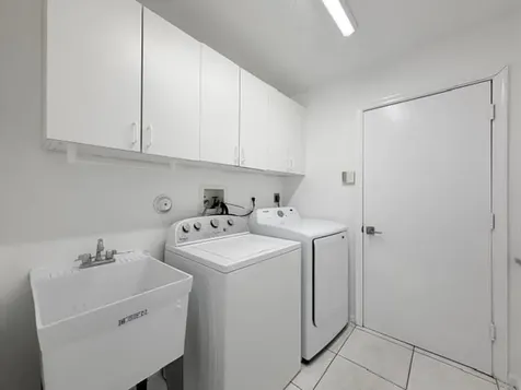 4853 NW 66th Avenue Lauderhill FL 33319