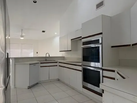 4853 NW 66th Avenue Lauderhill FL 33319