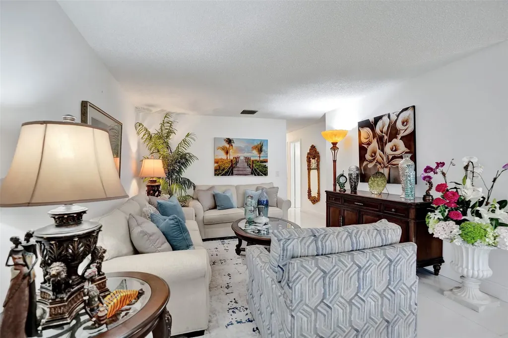 1034 NW 88th Avenue Plantation FL 33322