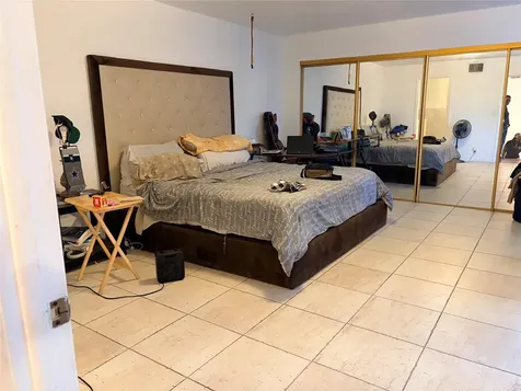 8208 SW 23 North Lauderdale FL